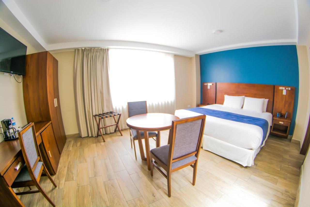 Hotel San Agustin Plaza 拉塔昆加 外观 照片