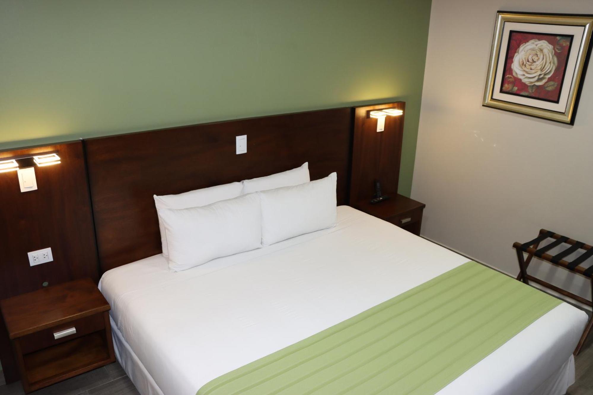 Hotel San Agustin Plaza 拉塔昆加 外观 照片