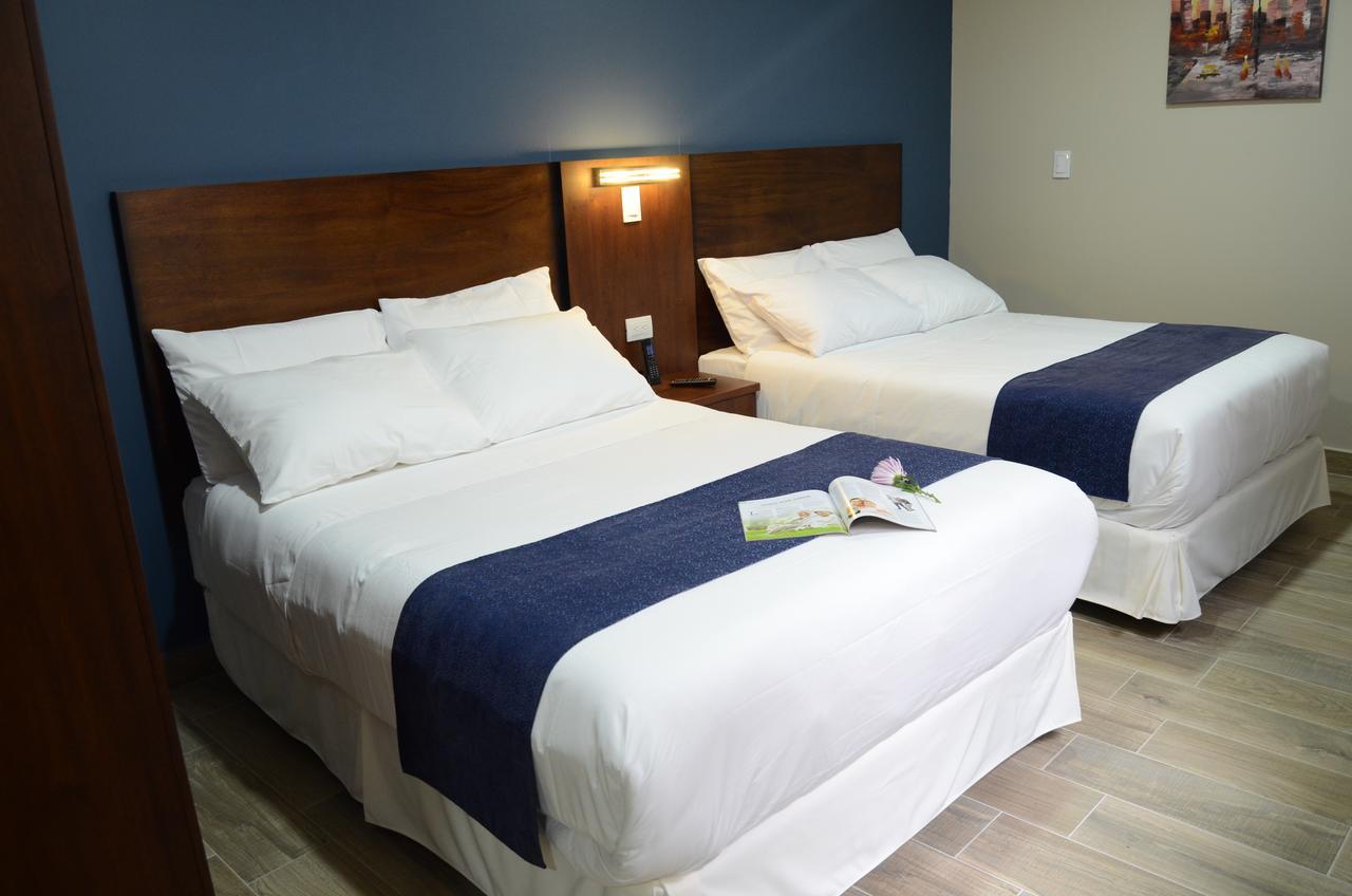 Hotel San Agustin Plaza 拉塔昆加 外观 照片